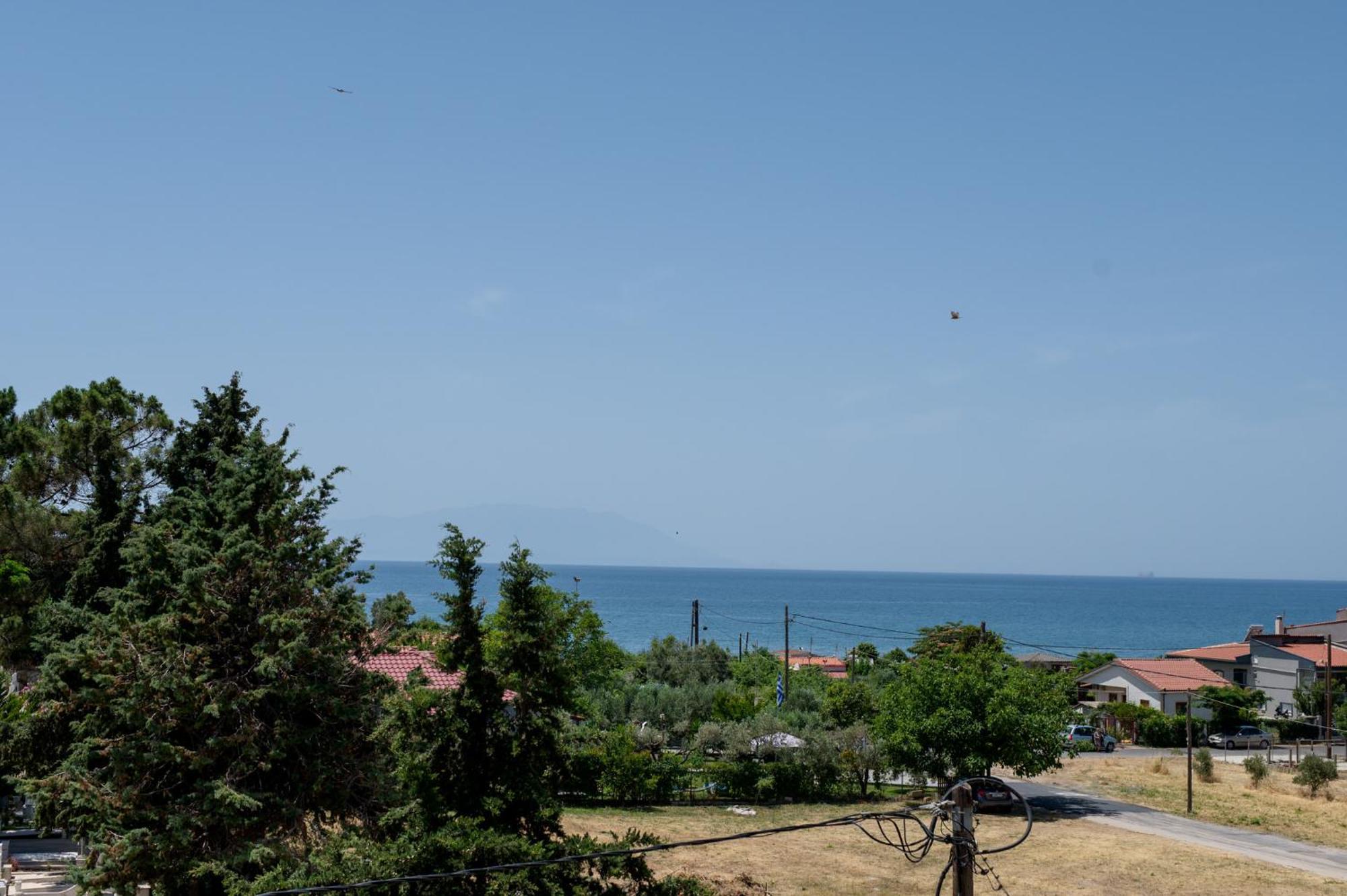 Néa KhilíDf House Διαμονή Με Θέα Θάλασσαアパートメント エクステリア 写真